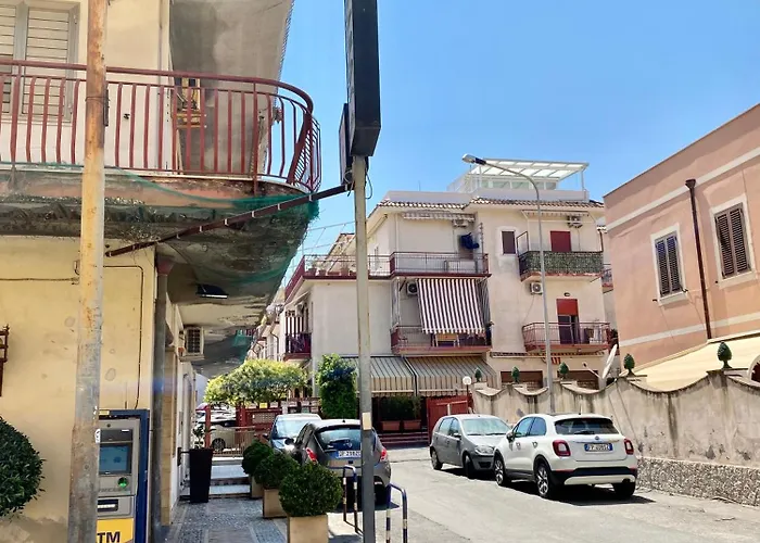 Luna Rossa Apartment Giardini Naxos