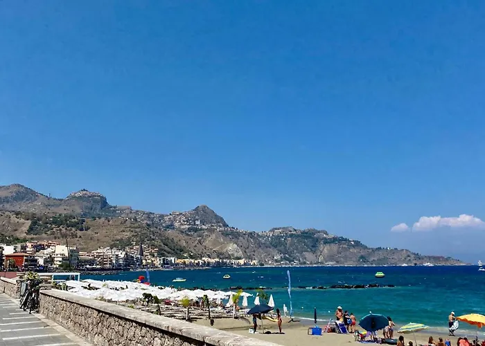 Luna Rossa Apartment Giardini Naxos